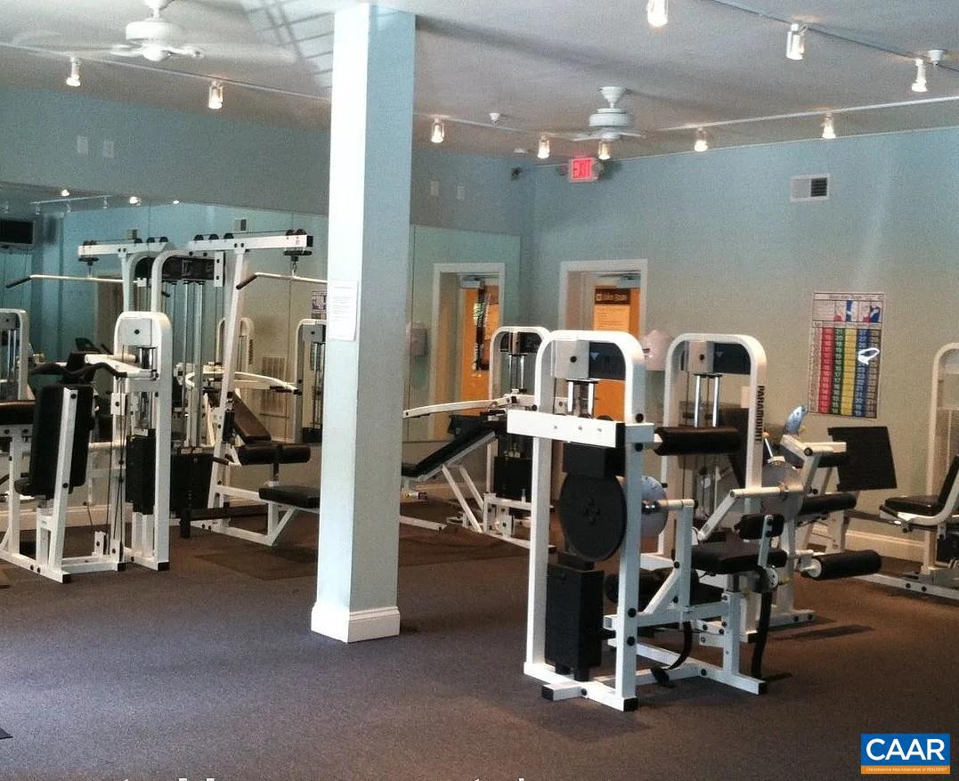 745 WALKER SQ #3B, CHARLOTTESVILLE, Virginia 22903, 1 Bedroom Bedrooms, ,1 BathroomBathrooms,Residential,For sale,745 WALKER SQ #3B,672917 MLS # 672917