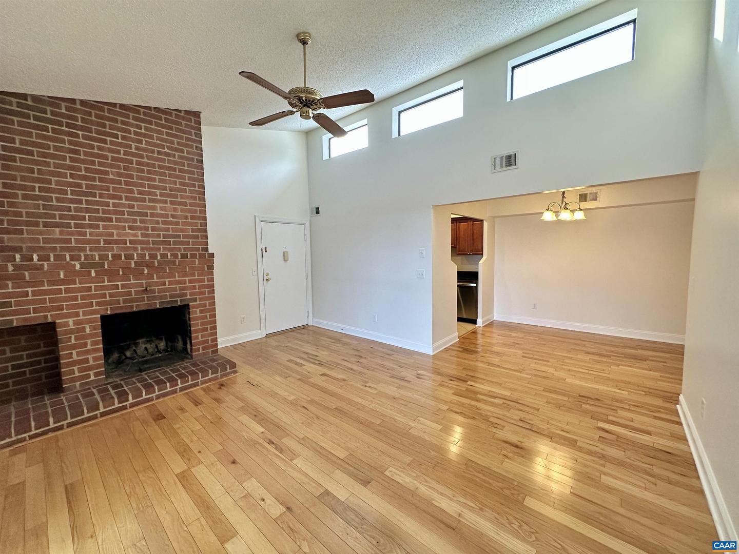 138 GREEN TURTLE LN #12, CHARLOTTESVILLE, Virginia 22901, 1 Bedroom Bedrooms, ,1 BathroomBathrooms,Residential,For sale,138 GREEN TURTLE LN #12,672918 MLS # 672918