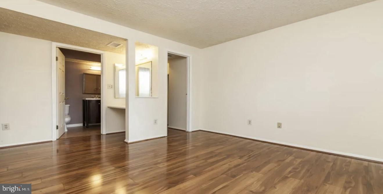 8380-B BROCKHAM DR, ALEXANDRIA, Virginia 22309, 2 Bedrooms Bedrooms, ,2 BathroomsBathrooms,Residential,For sale,8380-B BROCKHAM DR,VAFX2284052 MLS # VAFX2284052