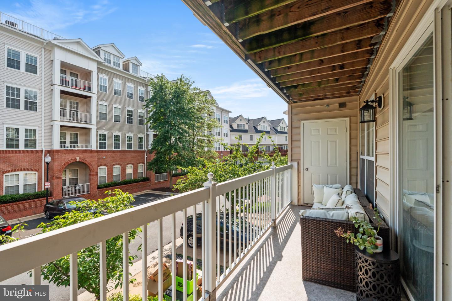 4920 A BARBOUR DR #A, ALEXANDRIA, Virginia 22304, 2 Bedrooms Bedrooms, 9 Rooms Rooms,3 BathroomsBathrooms,Residential,For sale,4920 A BARBOUR DR #A,VAAX2052942 MLS # VAAX2052942