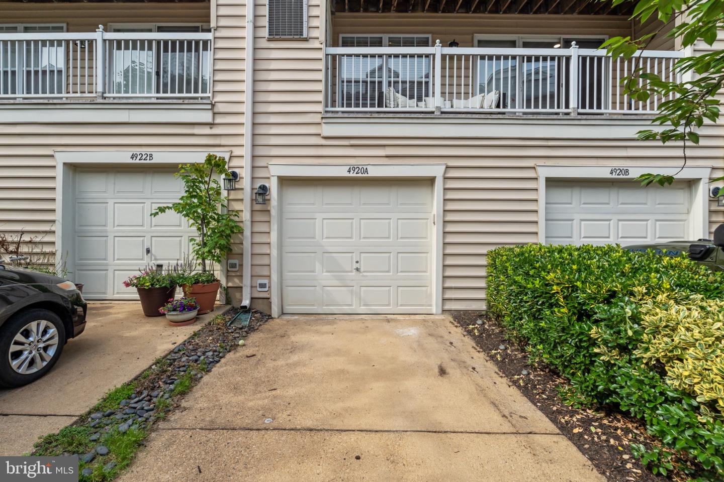 4920 A BARBOUR DR #A, ALEXANDRIA, Virginia 22304, 2 Bedrooms Bedrooms, 9 Rooms Rooms,3 BathroomsBathrooms,Residential,For sale,4920 A BARBOUR DR #A,VAAX2052942 MLS # VAAX2052942