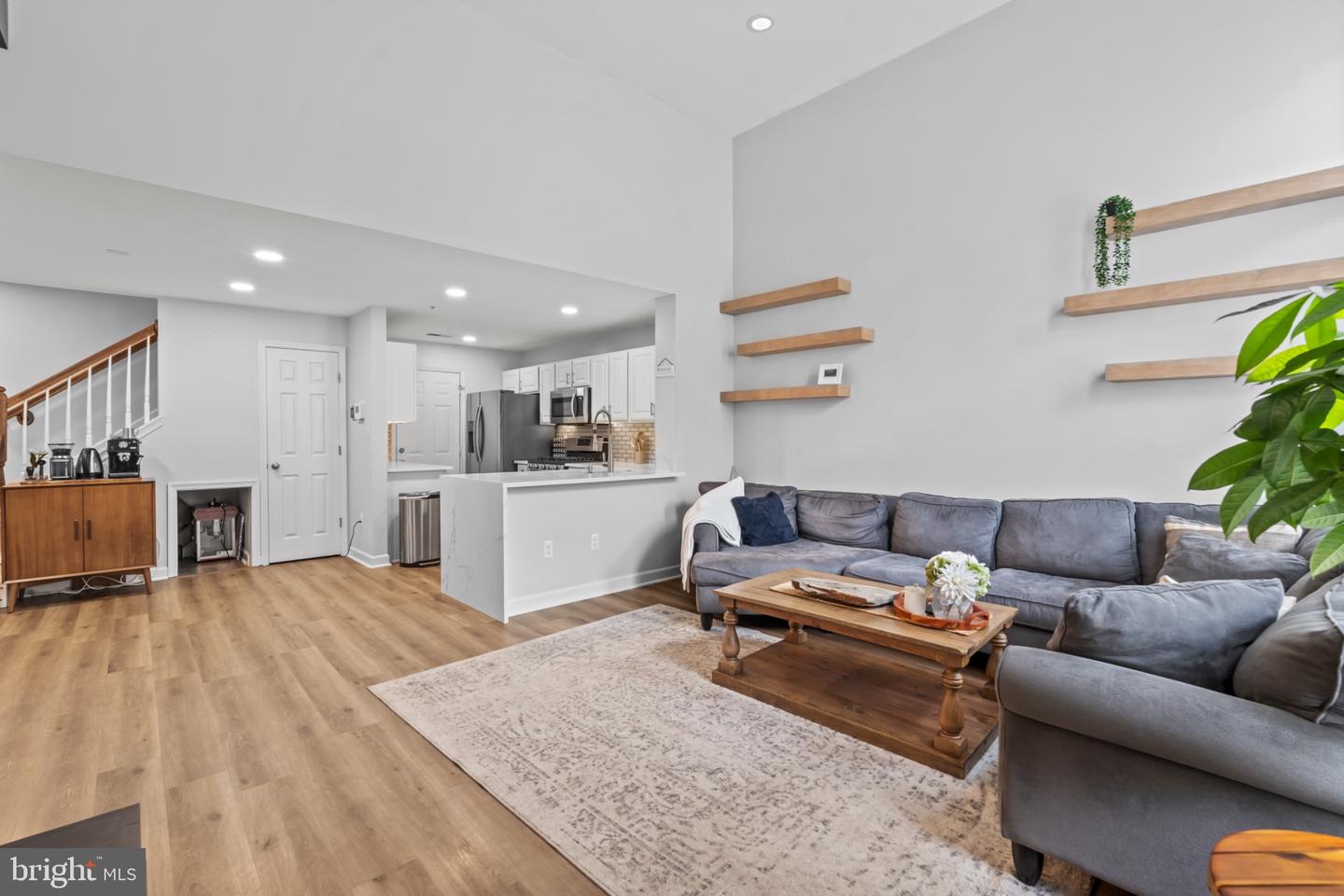 4920 A BARBOUR DR #A, ALEXANDRIA, Virginia 22304, 2 Bedrooms Bedrooms, 9 Rooms Rooms,3 BathroomsBathrooms,Residential,For sale,4920 A BARBOUR DR #A,VAAX2052942 MLS # VAAX2052942