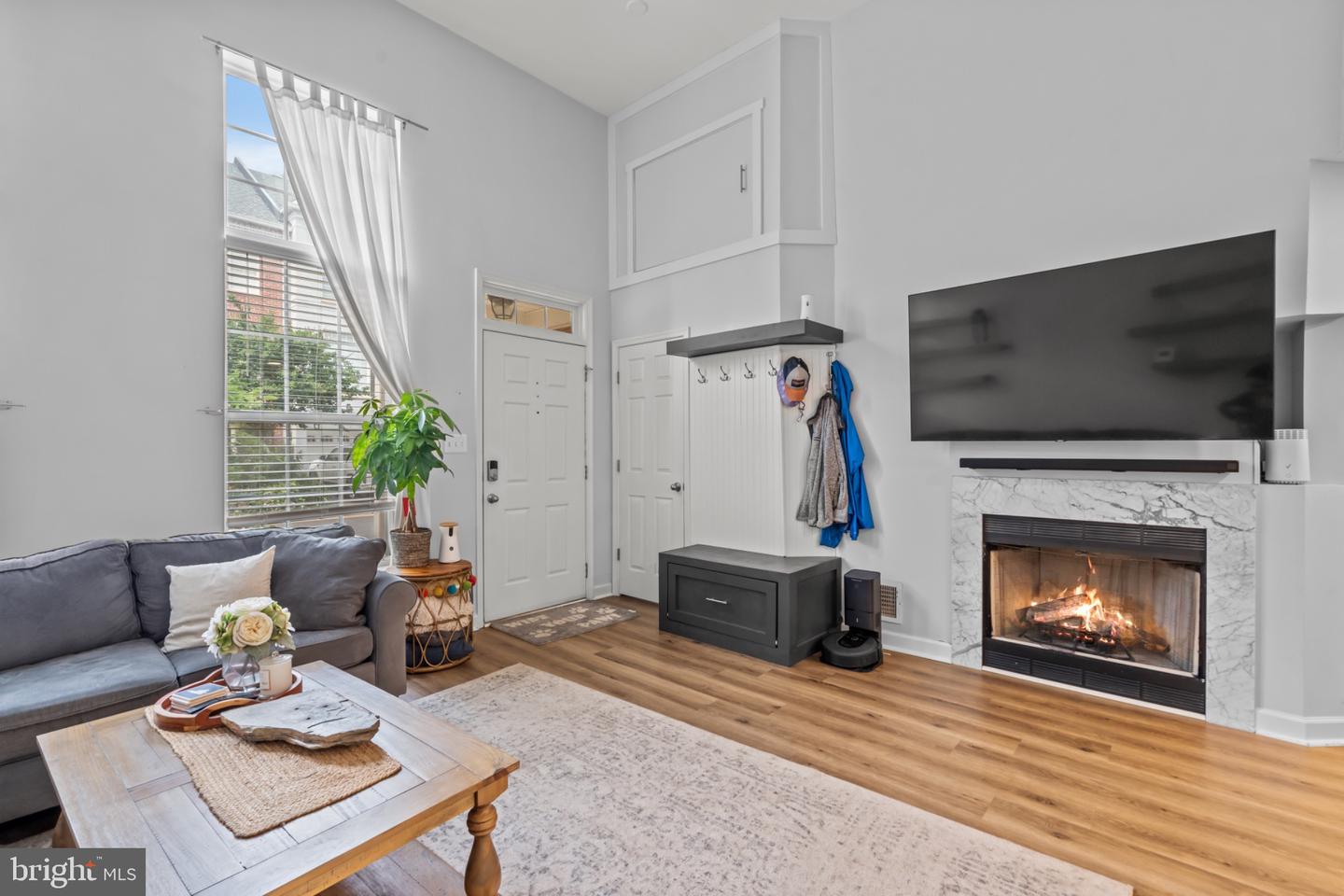 4920 A BARBOUR DR #A, ALEXANDRIA, Virginia 22304, 2 Bedrooms Bedrooms, 9 Rooms Rooms,3 BathroomsBathrooms,Residential,For sale,4920 A BARBOUR DR #A,VAAX2052942 MLS # VAAX2052942