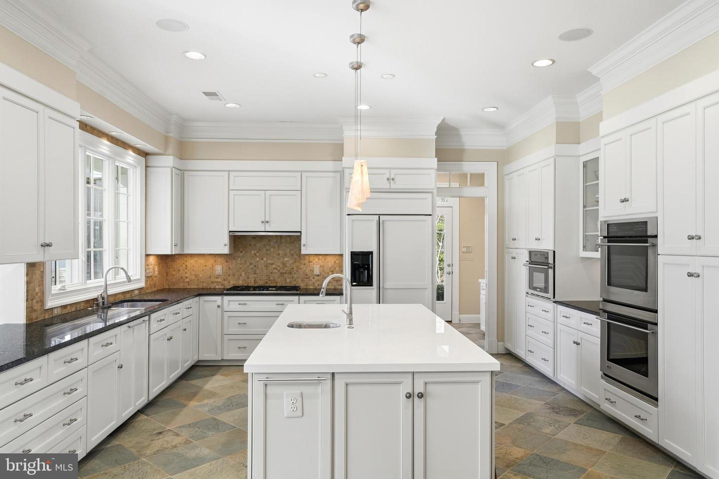 1490 LILY LOCH WAY, GREAT FALLS, Virginia 22066, 5 Bedrooms Bedrooms, ,4 BathroomsBathrooms,Residential,For sale,1490 LILY LOCH WAY,VAFX2285148 MLS # VAFX2285148