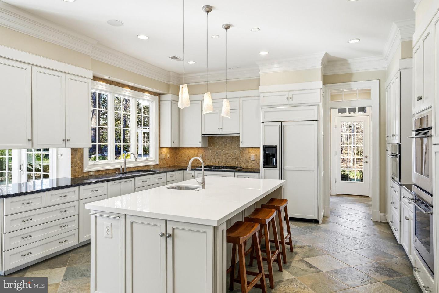 1490 LILY LOCH WAY, GREAT FALLS, Virginia 22066, 5 Bedrooms Bedrooms, ,4 BathroomsBathrooms,Residential,For sale,1490 LILY LOCH WAY,VAFX2285148 MLS # VAFX2285148