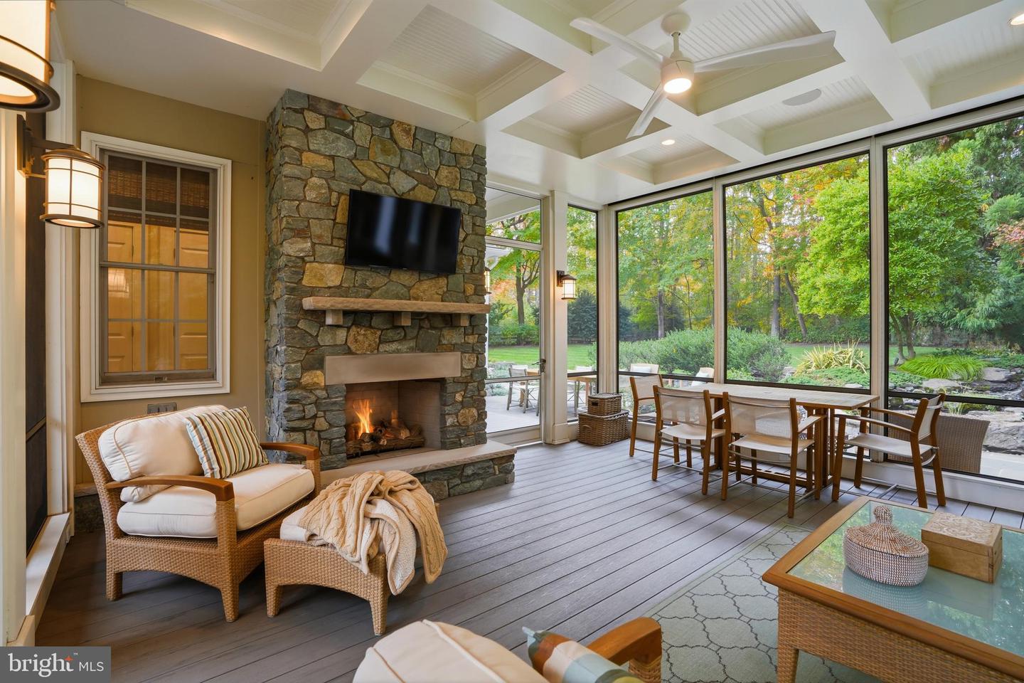 1490 LILY LOCH WAY, GREAT FALLS, Virginia 22066, 5 Bedrooms Bedrooms, ,4 BathroomsBathrooms,Residential,For sale,1490 LILY LOCH WAY,VAFX2285148 MLS # VAFX2285148