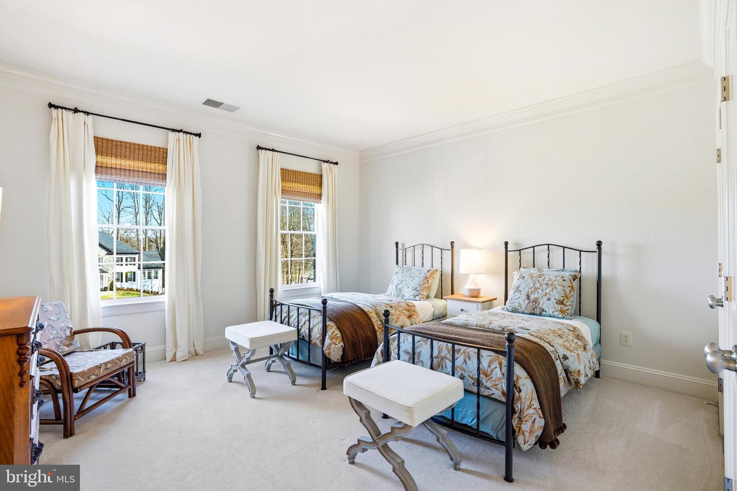 1490 LILY LOCH WAY, GREAT FALLS, Virginia 22066, 5 Bedrooms Bedrooms, ,4 BathroomsBathrooms,Residential,For sale,1490 LILY LOCH WAY,VAFX2285148 MLS # VAFX2285148