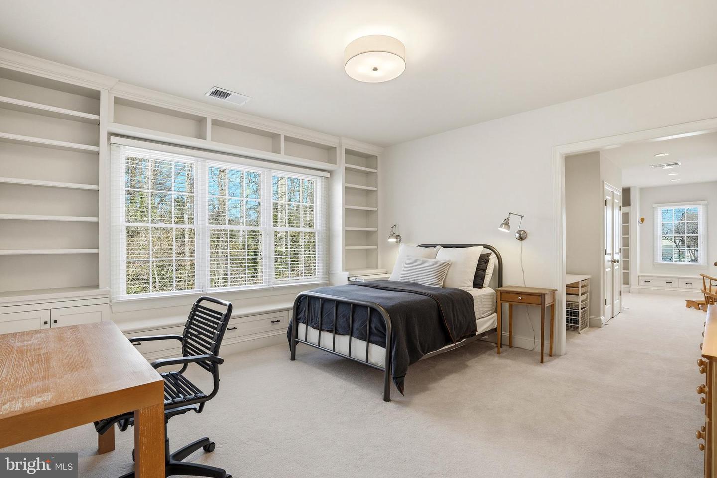 1490 LILY LOCH WAY, GREAT FALLS, Virginia 22066, 5 Bedrooms Bedrooms, ,4 BathroomsBathrooms,Residential,For sale,1490 LILY LOCH WAY,VAFX2285148 MLS # VAFX2285148