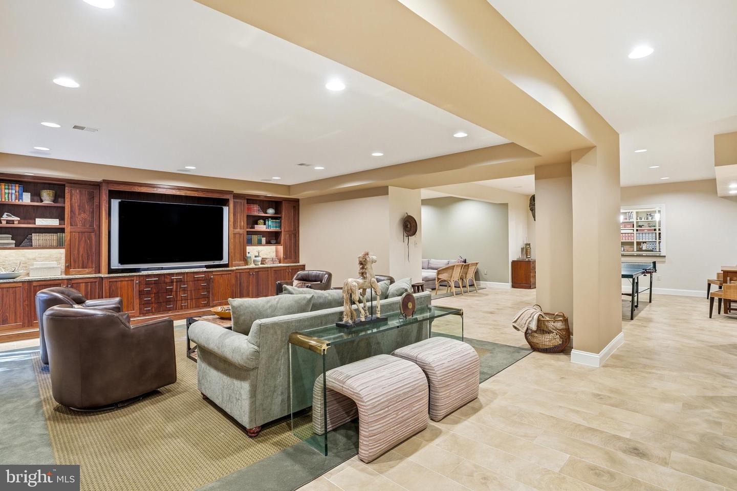 1490 LILY LOCH WAY, GREAT FALLS, Virginia 22066, 5 Bedrooms Bedrooms, ,4 BathroomsBathrooms,Residential,For sale,1490 LILY LOCH WAY,VAFX2285148 MLS # VAFX2285148