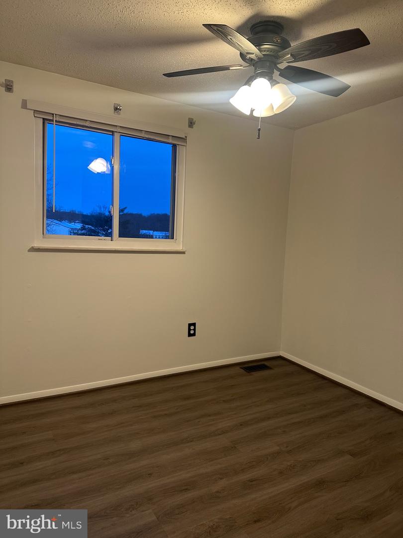 5331 LAROCHELLE CT, ALEXANDRIA, Virginia 22315, 3 Bedrooms Bedrooms, ,2 BathroomsBathrooms,Residential,For sale,5331 LAROCHELLE CT,VAFX2287346 MLS # VAFX2287346