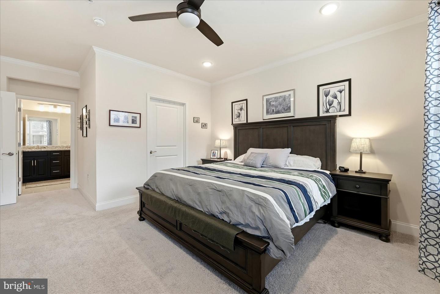 23630 HAVELOCK WALK TERRACE #305, ASHBURN, Virginia 20148, 2 Bedrooms Bedrooms, ,2 BathroomsBathrooms,Residential,For sale,23630 HAVELOCK WALK TERRACE #305,VALO2114614 MLS # VALO2114614