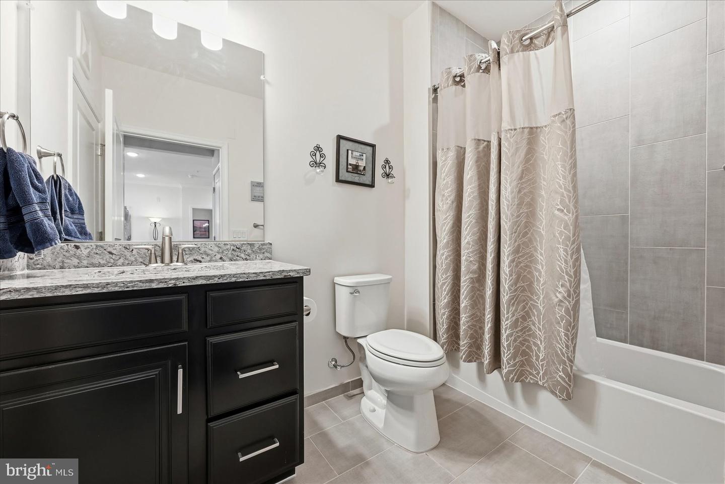 23630 HAVELOCK WALK TERRACE #305, ASHBURN, Virginia 20148, 2 Bedrooms Bedrooms, ,2 BathroomsBathrooms,Residential,For sale,23630 HAVELOCK WALK TERRACE #305,VALO2114614 MLS # VALO2114614