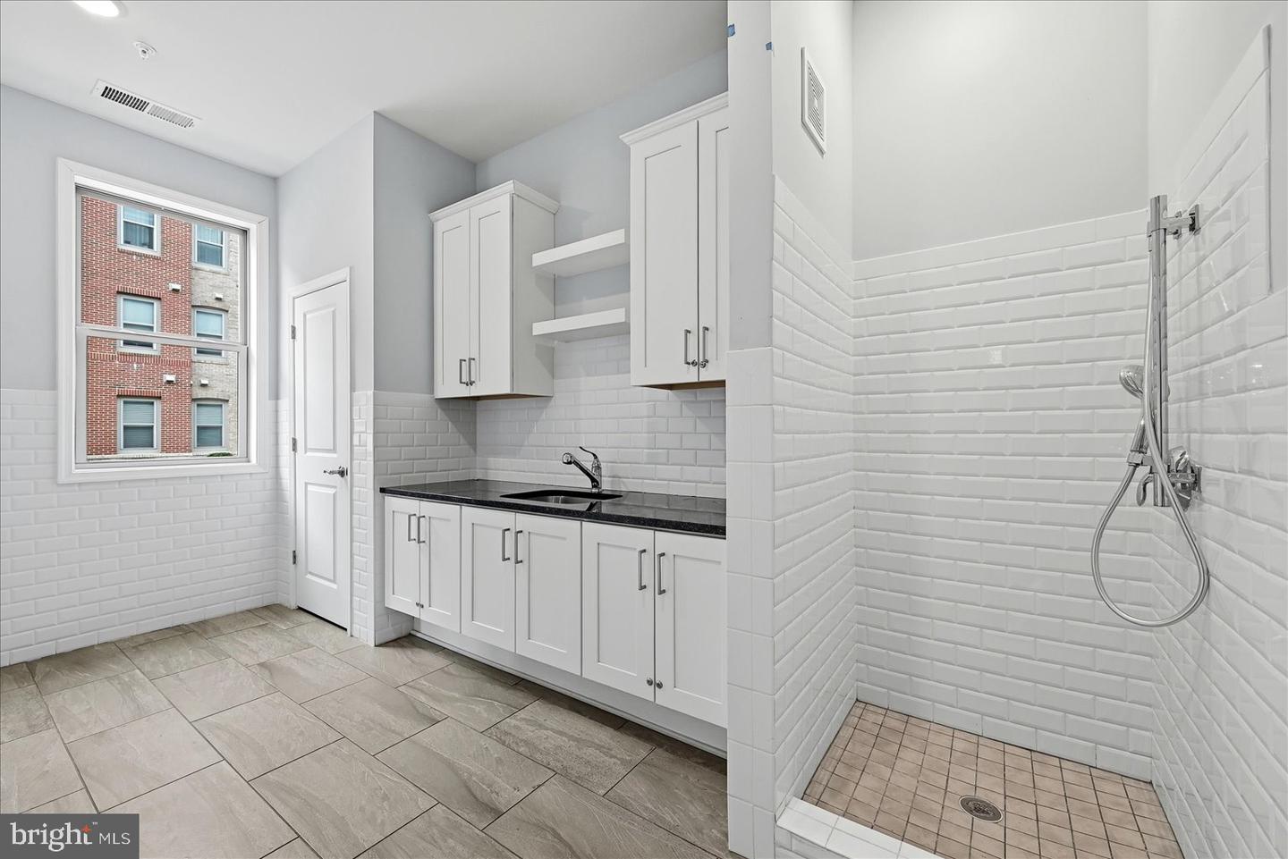 23630 HAVELOCK WALK TERRACE #305, ASHBURN, Virginia 20148, 2 Bedrooms Bedrooms, ,2 BathroomsBathrooms,Residential,For sale,23630 HAVELOCK WALK TERRACE #305,VALO2114614 MLS # VALO2114614