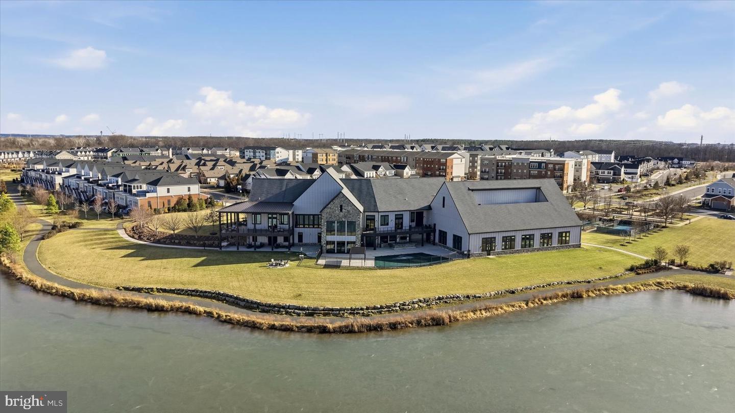 23630 HAVELOCK WALK TERRACE #305, ASHBURN, Virginia 20148, 2 Bedrooms Bedrooms, ,2 BathroomsBathrooms,Residential,For sale,23630 HAVELOCK WALK TERRACE #305,VALO2114614 MLS # VALO2114614