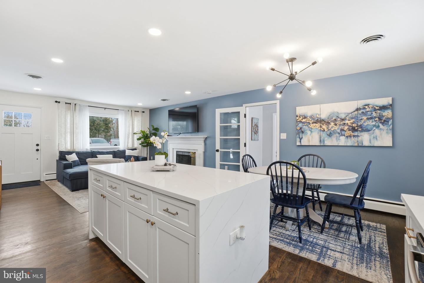 8705 OLD MOUNT VERNON RD, ALEXANDRIA, Virginia 22309, 4 Bedrooms Bedrooms, ,2 BathroomsBathrooms,Residential,For sale,8705 OLD MOUNT VERNON RD,VAFX2287502 MLS # VAFX2287502 8705 OLD MOUNT VERNON RD, ALEXANDRIA, Virginia 22309, 4 Bedrooms Bedrooms, ,2 BathroomsBathrooms,Residential,For sale,8705 OLD MOUNT VERNON RD,VAFX2287502 MLS # VAFX2287502