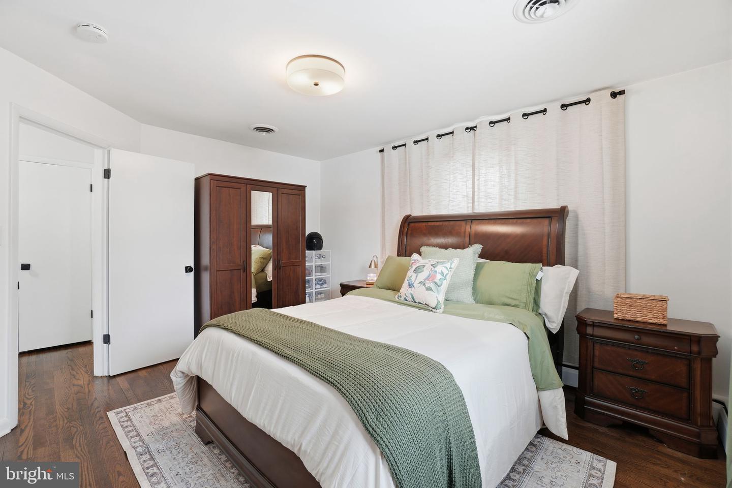 8705 OLD MOUNT VERNON RD, ALEXANDRIA, Virginia 22309, 4 Bedrooms Bedrooms, ,2 BathroomsBathrooms,Residential,For sale,8705 OLD MOUNT VERNON RD,VAFX2287502 MLS # VAFX2287502 8705 OLD MOUNT VERNON RD, ALEXANDRIA, Virginia 22309, 4 Bedrooms Bedrooms, ,2 BathroomsBathrooms,Residential,For sale,8705 OLD MOUNT VERNON RD,VAFX2287502 MLS # VAFX2287502