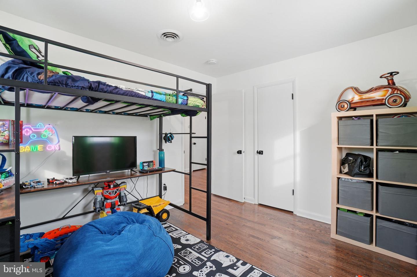 8705 OLD MOUNT VERNON RD, ALEXANDRIA, Virginia 22309, 4 Bedrooms Bedrooms, ,2 BathroomsBathrooms,Residential,For sale,8705 OLD MOUNT VERNON RD,VAFX2287502 MLS # VAFX2287502 8705 OLD MOUNT VERNON RD, ALEXANDRIA, Virginia 22309, 4 Bedrooms Bedrooms, ,2 BathroomsBathrooms,Residential,For sale,8705 OLD MOUNT VERNON RD,VAFX2287502 MLS # VAFX2287502