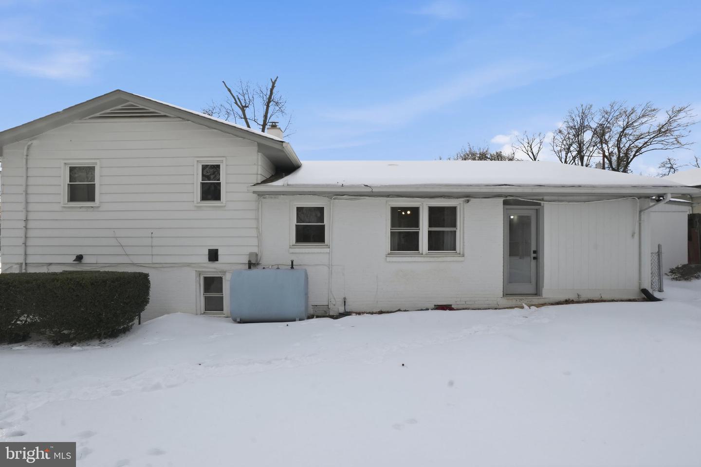 8705 OLD MOUNT VERNON RD, ALEXANDRIA, Virginia 22309, 4 Bedrooms Bedrooms, ,2 BathroomsBathrooms,Residential,For sale,8705 OLD MOUNT VERNON RD,VAFX2287502 MLS # VAFX2287502 8705 OLD MOUNT VERNON RD, ALEXANDRIA, Virginia 22309, 4 Bedrooms Bedrooms, ,2 BathroomsBathrooms,Residential,For sale,8705 OLD MOUNT VERNON RD,VAFX2287502 MLS # VAFX2287502