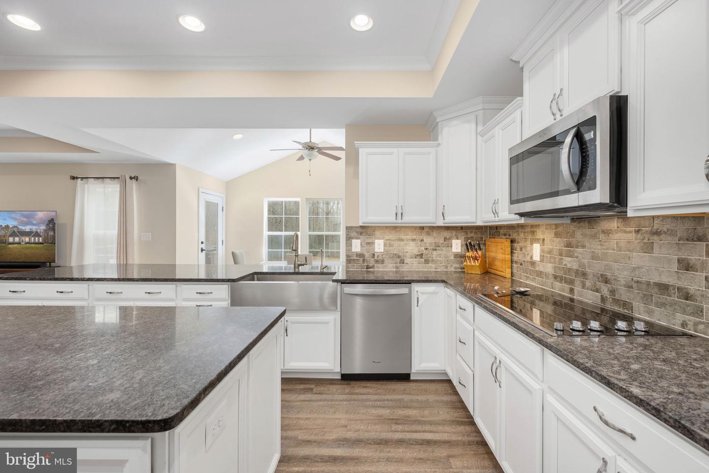 245 SADDLE RIDGE LN, FREDERICKSBURG, Virginia 22406, 3 Bedrooms Bedrooms, ,2 BathroomsBathrooms,Residential,For sale,245 SADDLE RIDGE LN,VAST2045544 MLS # VAST2045544