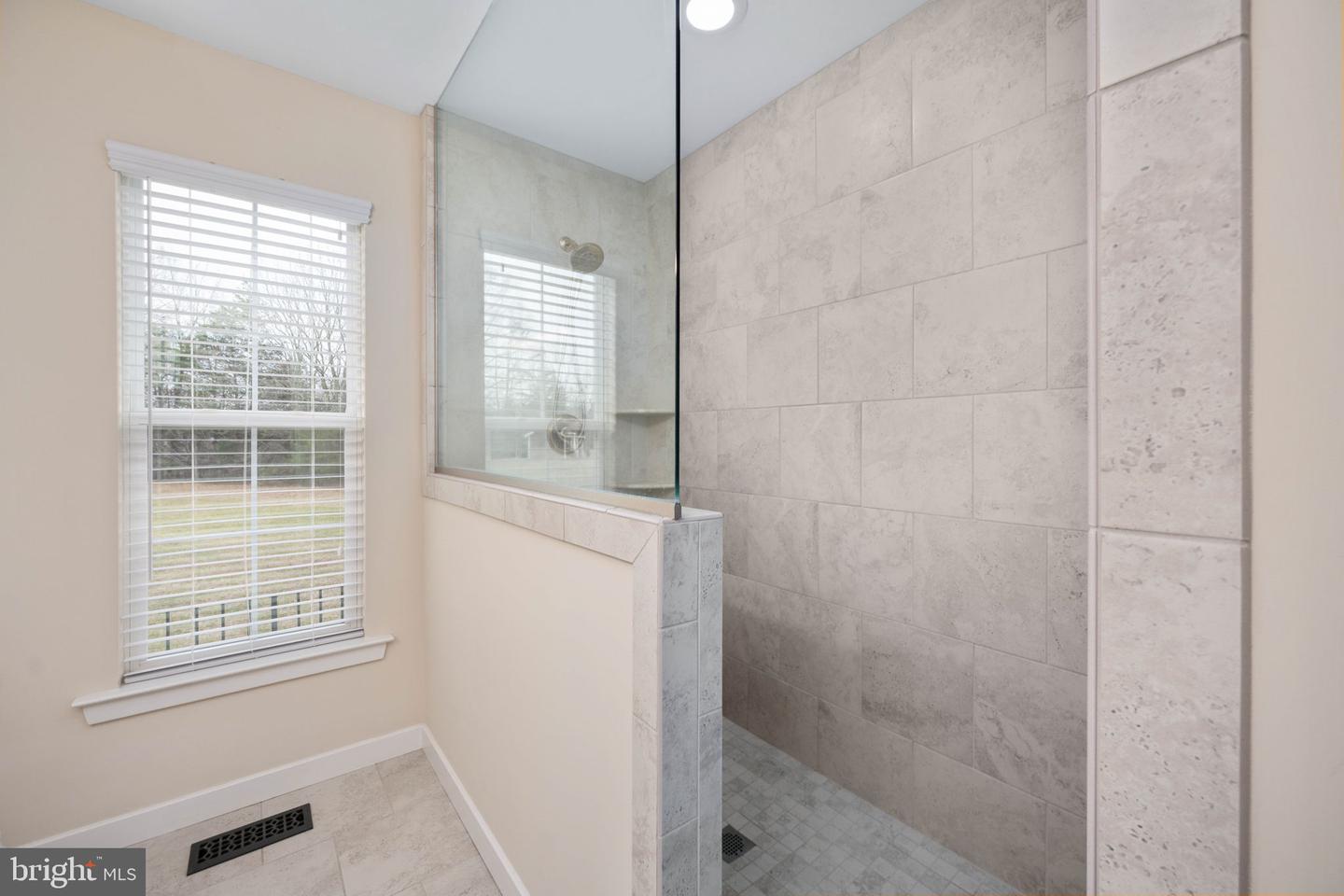 245 SADDLE RIDGE LN, FREDERICKSBURG, Virginia 22406, 3 Bedrooms Bedrooms, ,2 BathroomsBathrooms,Residential,For sale,245 SADDLE RIDGE LN,VAST2045544 MLS # VAST2045544