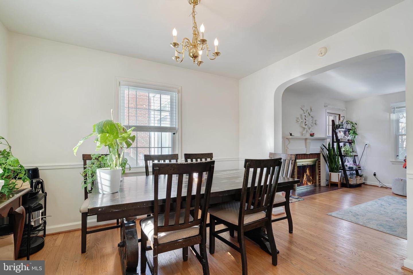 972 N QUANTICO ST, ARLINGTON, Virginia 22205, 2 Bedrooms Bedrooms, ,1 BathroomBathrooms,Residential,For sale,972 N QUANTICO ST,VAAR2068268 MLS # VAAR2068268