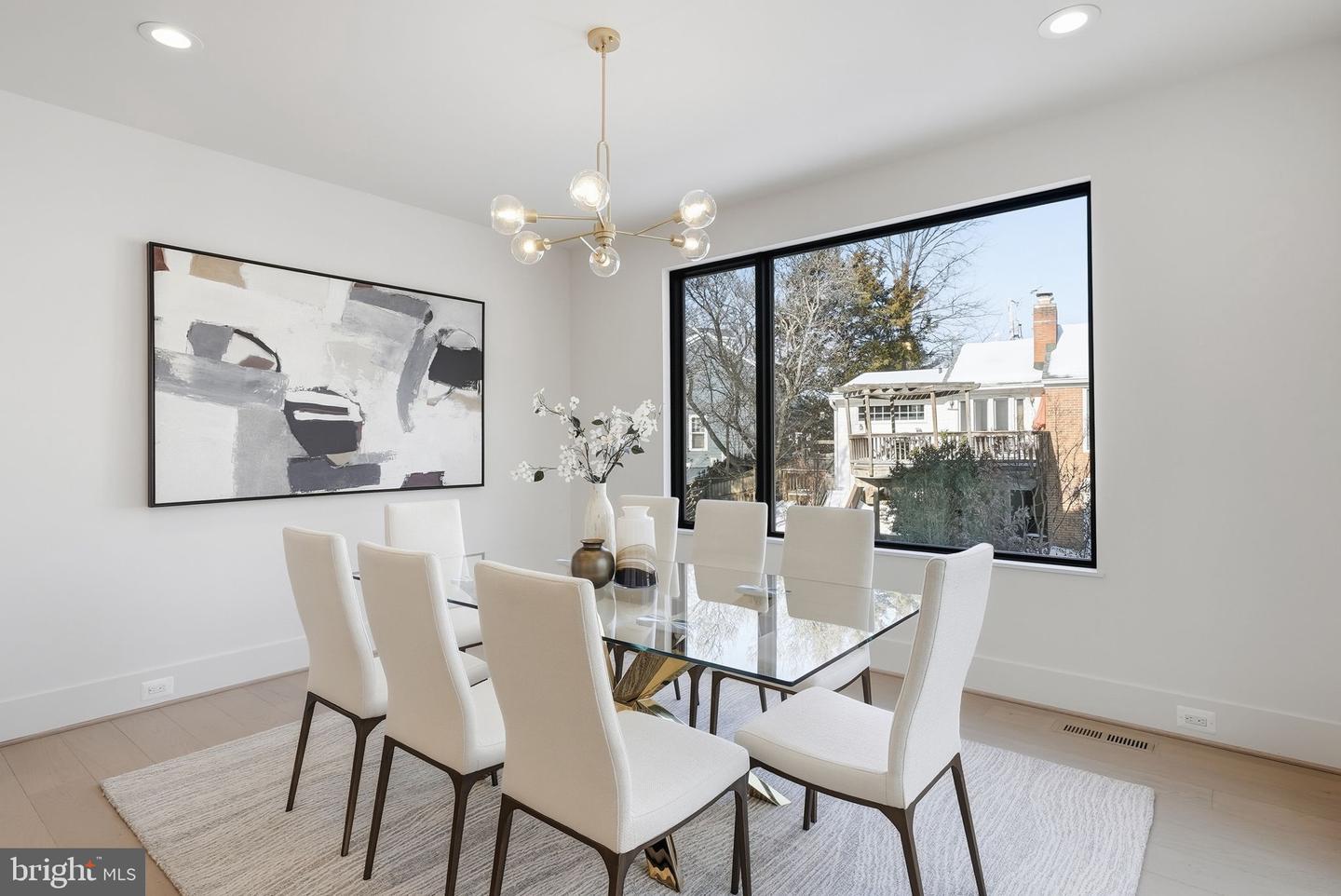 6816 DEAN DR, MCLEAN, Virginia 22101, 7 Bedrooms Bedrooms, ,6 BathroomsBathrooms,Residential,For sale,6816 DEAN DR,VAFX2288074 MLS # VAFX2288074