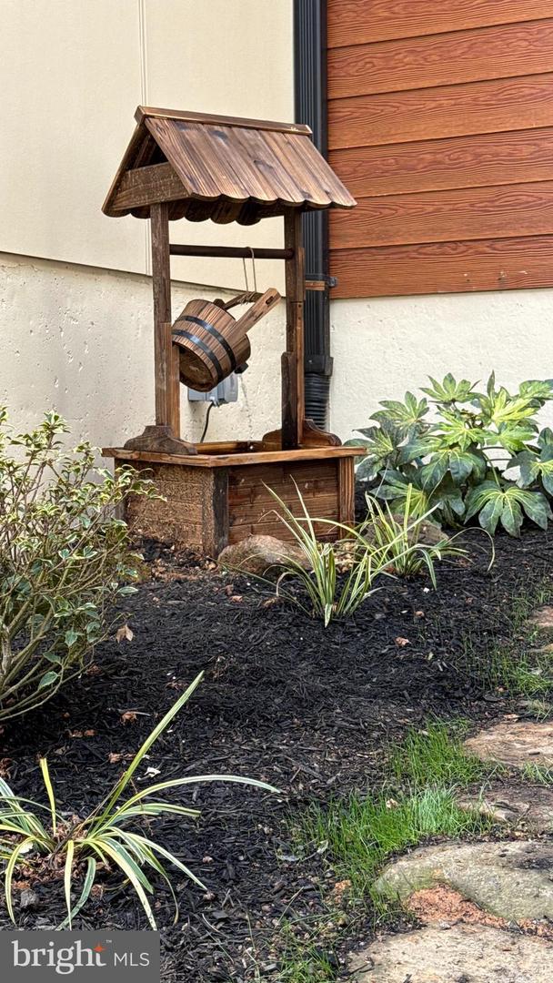 6816 DEAN DR, MCLEAN, Virginia 22101, 7 Bedrooms Bedrooms, ,6 BathroomsBathrooms,Residential,For sale,6816 DEAN DR,VAFX2288074 MLS # VAFX2288074