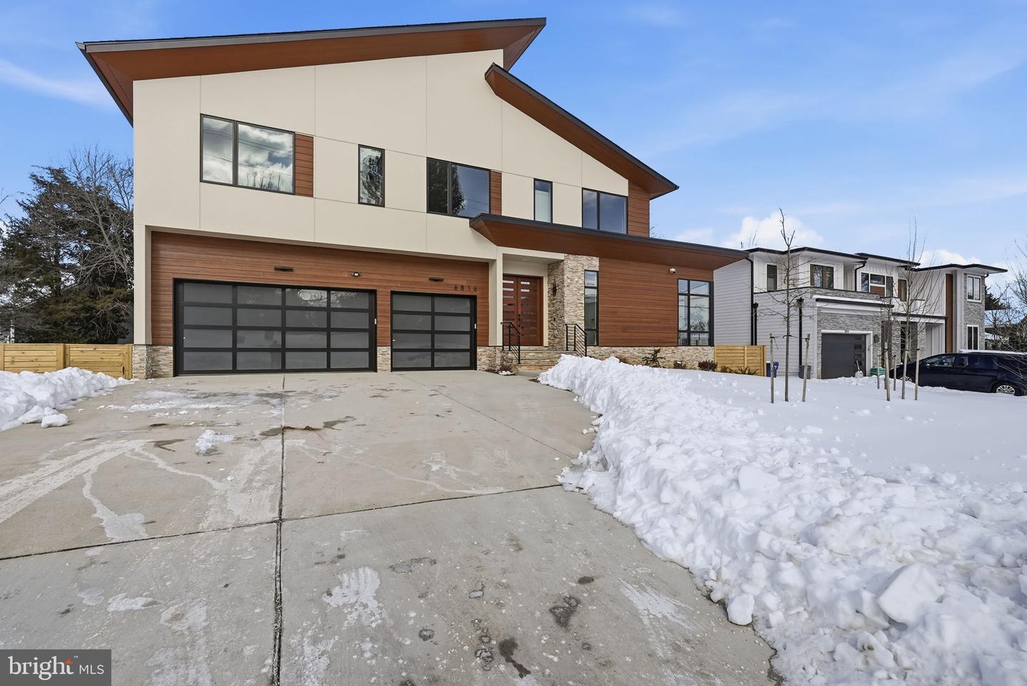 6816 DEAN DR, MCLEAN, Virginia 22101, 7 Bedrooms Bedrooms, ,6 BathroomsBathrooms,Residential,For sale,6816 DEAN DR,VAFX2288074 MLS # VAFX2288074