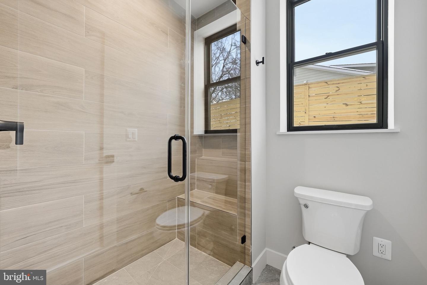 6816 DEAN DR, MCLEAN, Virginia 22101, 7 Bedrooms Bedrooms, ,6 BathroomsBathrooms,Residential,For sale,6816 DEAN DR,VAFX2288074 MLS # VAFX2288074