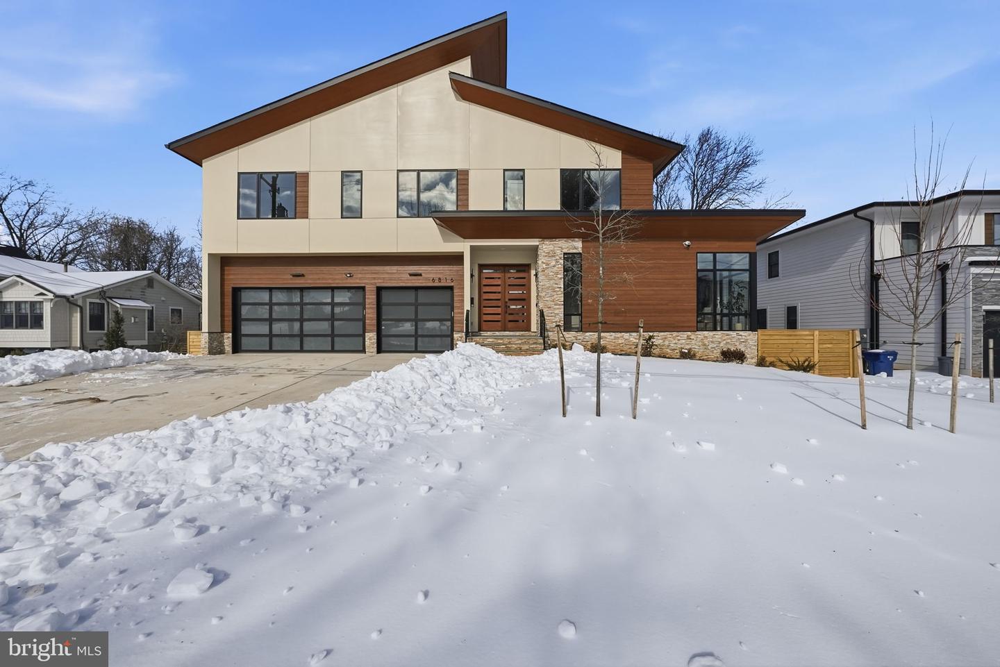 6816 DEAN DR, MCLEAN, Virginia 22101, 7 Bedrooms Bedrooms, ,6 BathroomsBathrooms,Residential,For sale,6816 DEAN DR,VAFX2288074 MLS # VAFX2288074