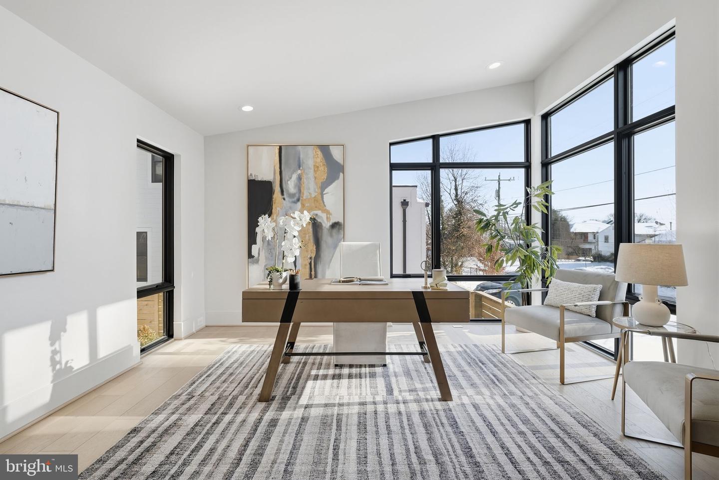 6816 DEAN DR, MCLEAN, Virginia 22101, 7 Bedrooms Bedrooms, ,6 BathroomsBathrooms,Residential,For sale,6816 DEAN DR,VAFX2288074 MLS # VAFX2288074