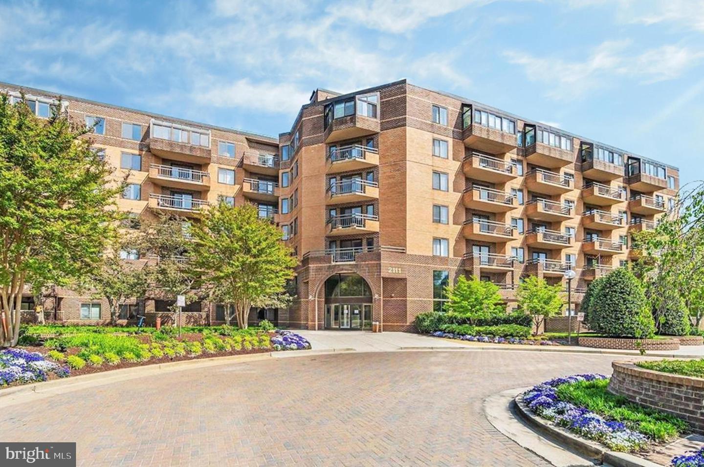 2111 WISCONSIN AVE NW #109, WASHINGTON, District Of Columbia 20007, 2 Bedrooms Bedrooms, ,2 BathroomsBathrooms,Residential,For sale,2111 WISCONSIN AVE NW #109,DCDC2243858 MLS # DCDC2243858