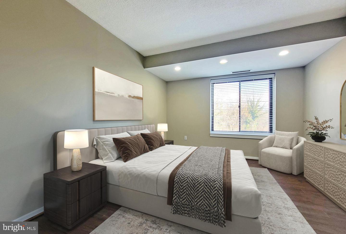 2111 WISCONSIN AVE NW #109, WASHINGTON, District Of Columbia 20007, 2 Bedrooms Bedrooms, ,2 BathroomsBathrooms,Residential,For sale,2111 WISCONSIN AVE NW #109,DCDC2243858 MLS # DCDC2243858