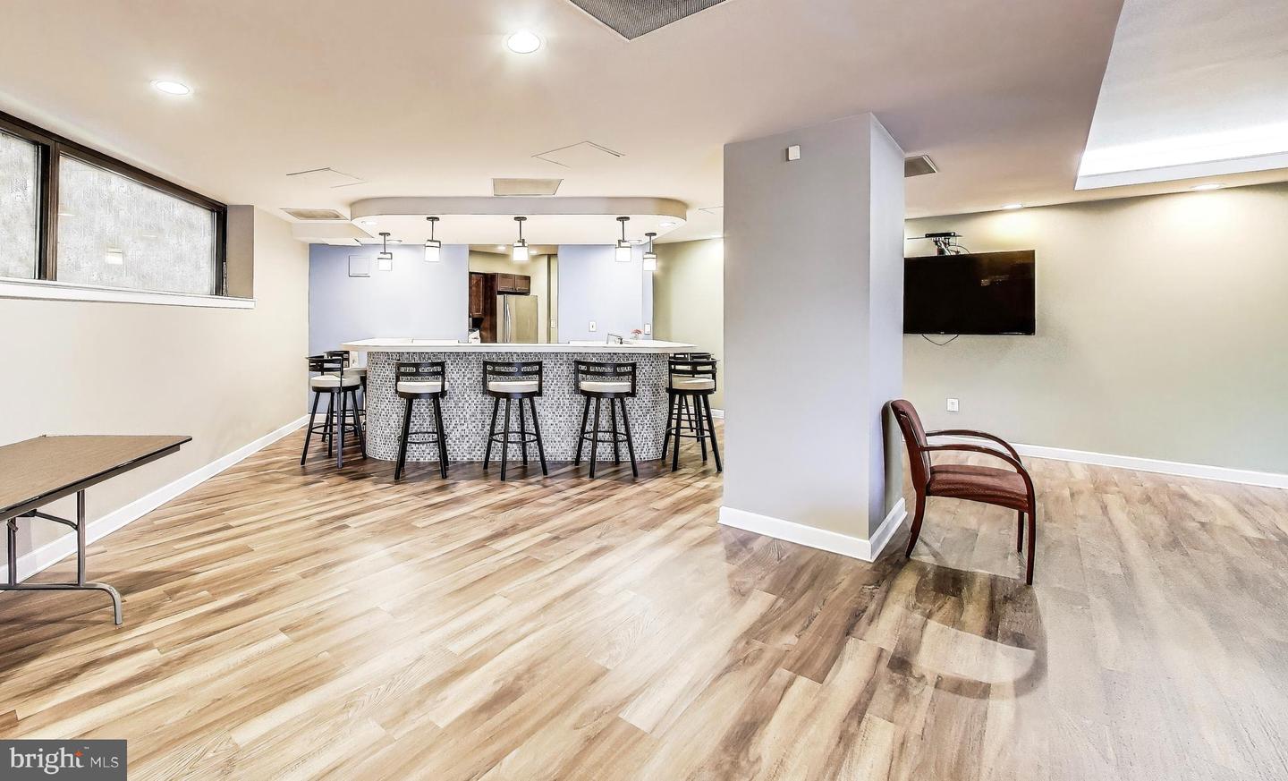 2111 WISCONSIN AVE NW #109, WASHINGTON, District Of Columbia 20007, 2 Bedrooms Bedrooms, ,2 BathroomsBathrooms,Residential,For sale,2111 WISCONSIN AVE NW #109,DCDC2243858 MLS # DCDC2243858