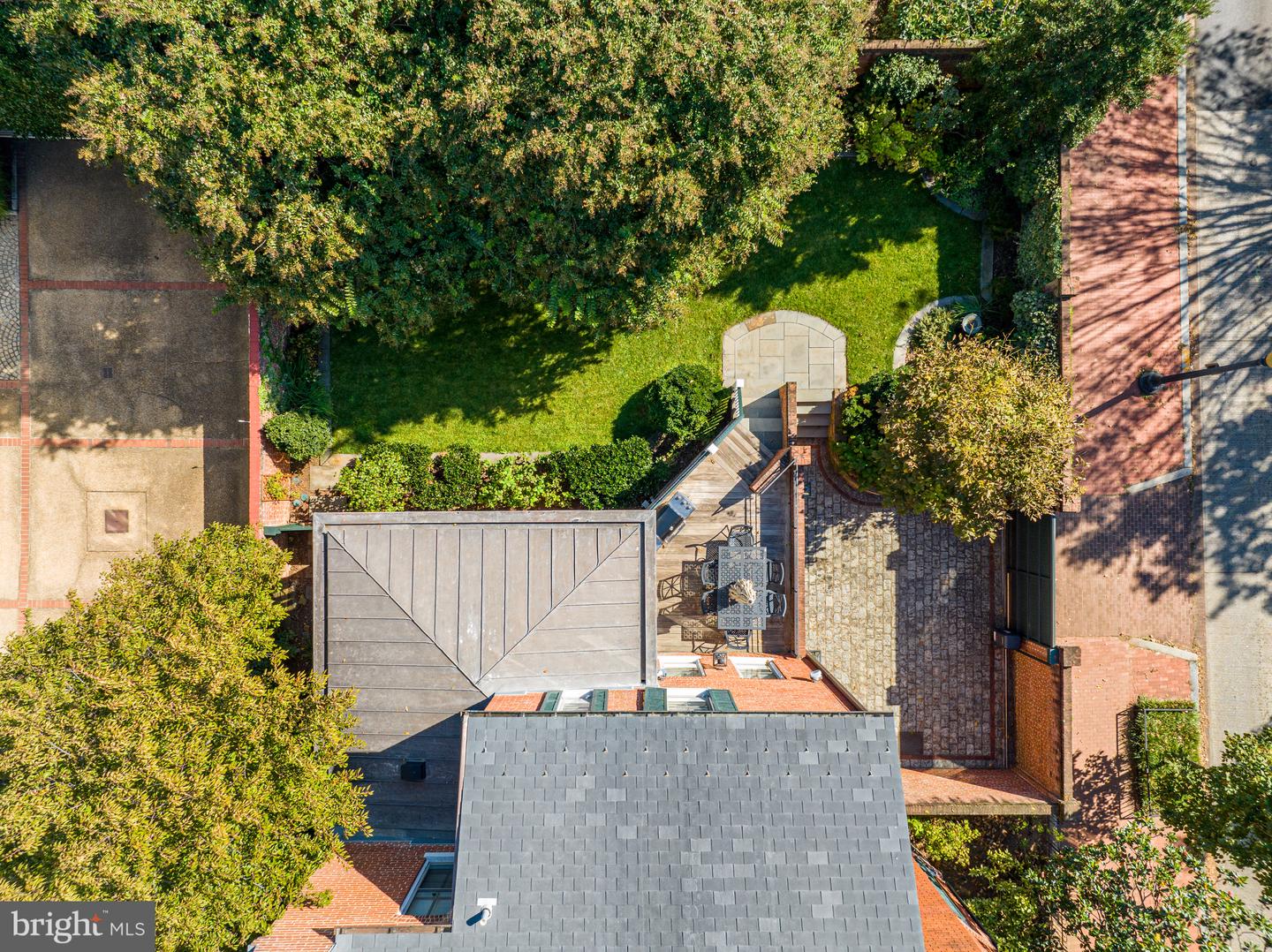 1601 28TH ST NW, WASHINGTON, District Of Columbia 20007, 5 Bedrooms Bedrooms, ,5 BathroomsBathrooms,Residential,For sale,1601 28TH ST NW,DCDC2175814 MLS # DCDC2175814