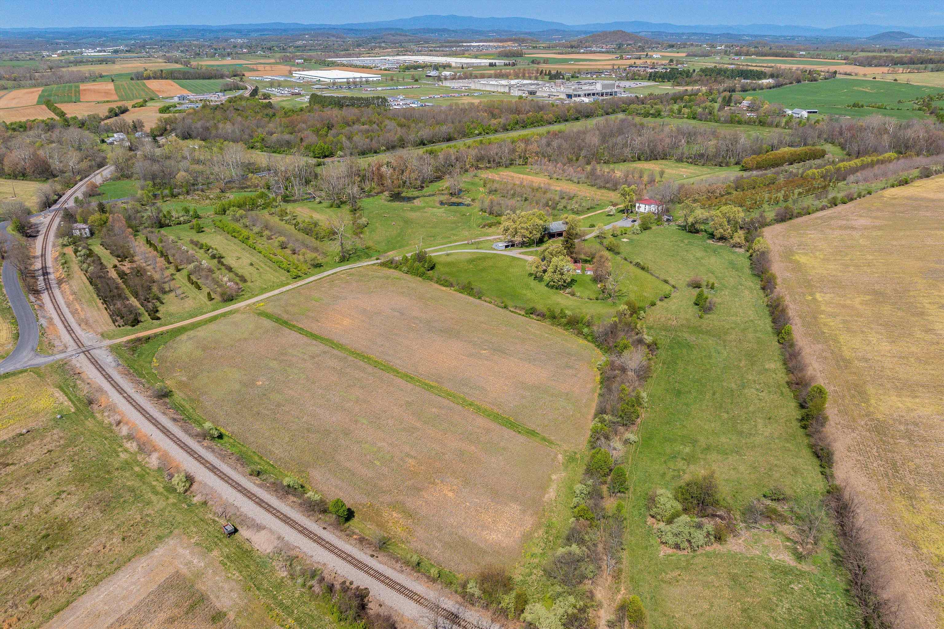 514 LIPSCOMB RD, STUARTS DRAFT, Virginia 24477, 10 Bedrooms Bedrooms, ,4 BathroomsBathrooms,Residential,514 LIPSCOMB RD,672921 MLS # 672921