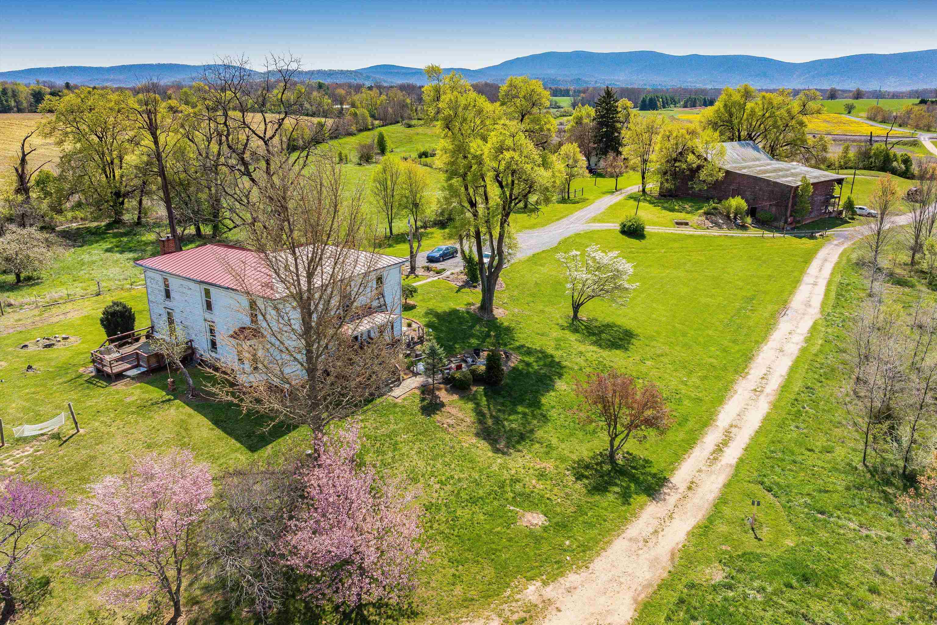 514 LIPSCOMB RD, STUARTS DRAFT, Virginia 24477, 10 Bedrooms Bedrooms, ,4 BathroomsBathrooms,Residential,514 LIPSCOMB RD,672921 MLS # 672921