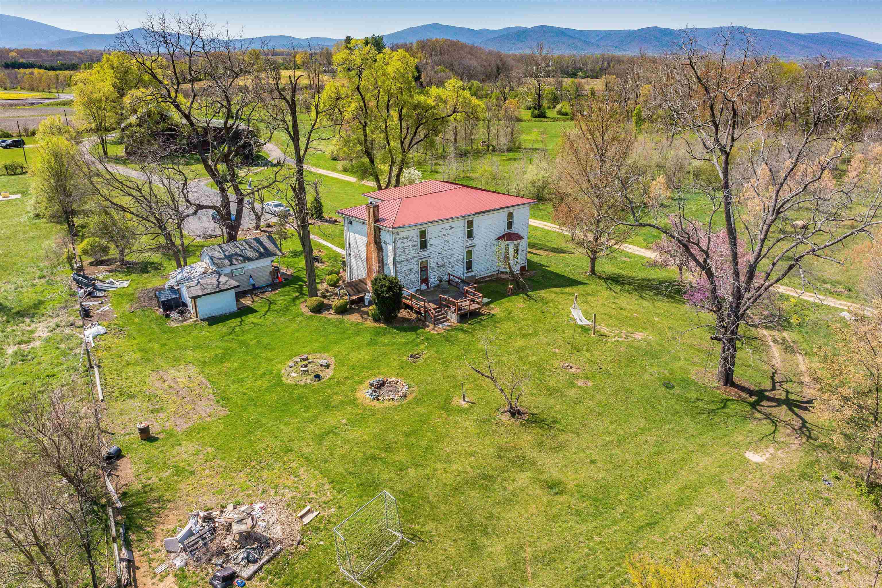 514 LIPSCOMB RD, STUARTS DRAFT, Virginia 24477, 10 Bedrooms Bedrooms, ,4 BathroomsBathrooms,Residential,514 LIPSCOMB RD,672921 MLS # 672921