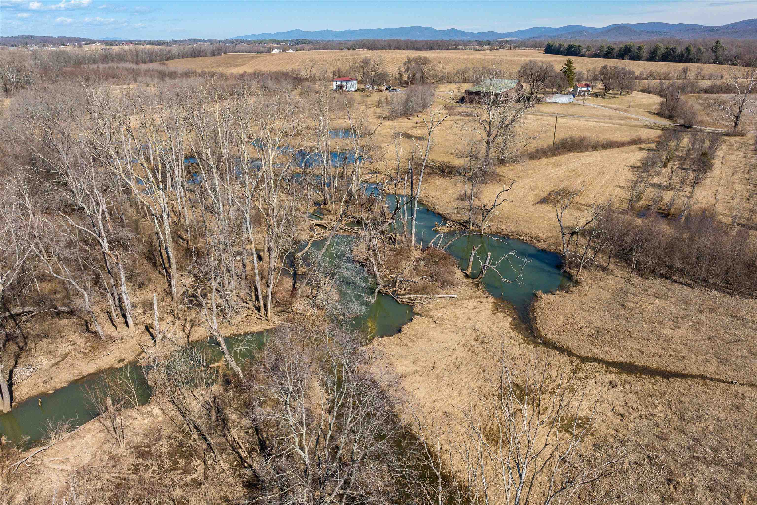 514 LIPSCOMB RD, STUARTS DRAFT, Virginia 24477, 10 Bedrooms Bedrooms, ,4 BathroomsBathrooms,Residential,514 LIPSCOMB RD,672921 MLS # 672921