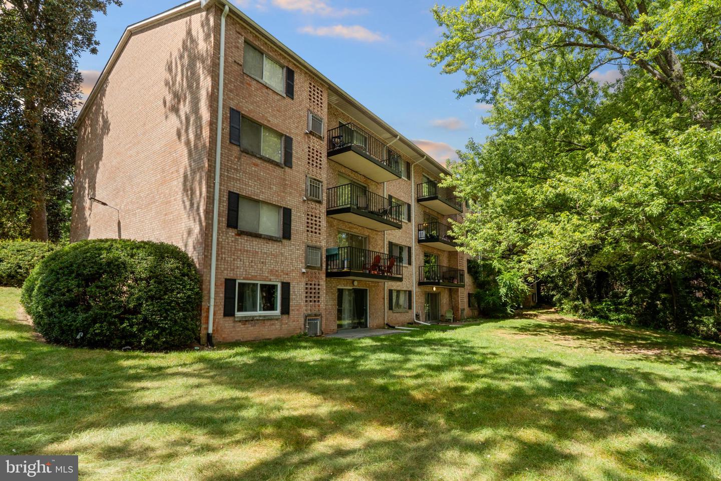 12650 DARA DR #T2, WOODBRIDGE, Virginia 22192, 1 Bedroom Bedrooms, 2 Rooms Rooms,1 BathroomBathrooms,Residential,For sale,12650 DARA DR #T2,VAPW2103190 MLS # VAPW2103190