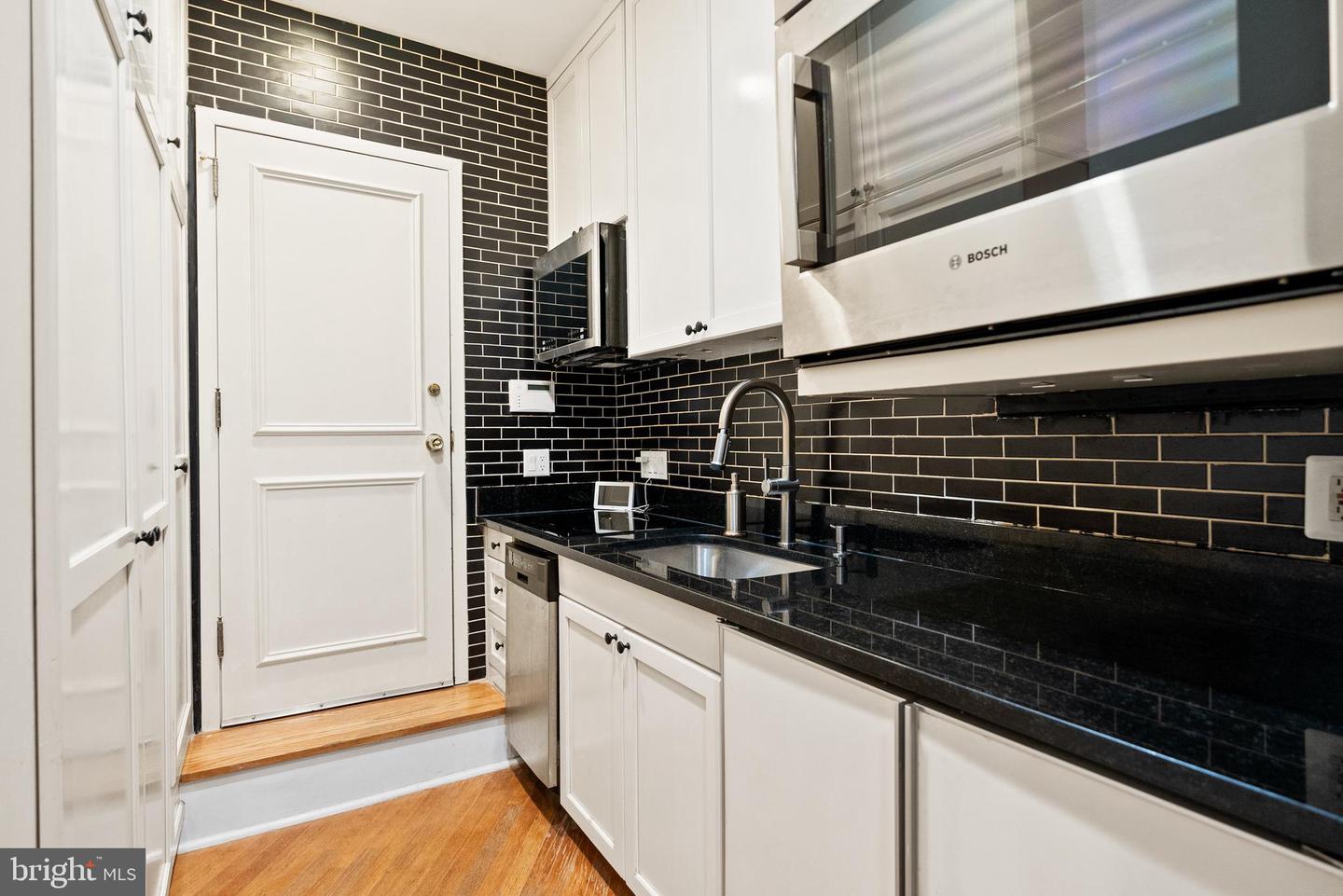 2131 S ST NW, WASHINGTON, District Of Columbia 20008, 4 Bedrooms Bedrooms, ,3 BathroomsBathrooms,Residential,For sale,2131 S ST NW,DCDC2223972 MLS # DCDC2223972