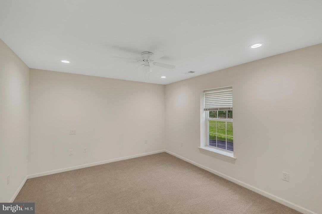 18776 PIER TRAIL DR, TRIANGLE, Virginia 22172, 6 Bedrooms Bedrooms, ,3 BathroomsBathrooms,Residential,For sale,18776 PIER TRAIL DR,VAPW2105196 MLS # VAPW2105196 18776 PIER TRAIL DR, TRIANGLE, Virginia 22172, 6 Bedrooms Bedrooms, ,3 BathroomsBathrooms,Residential,For sale,18776 PIER TRAIL DR,VAPW2105196 MLS # VAPW2105196