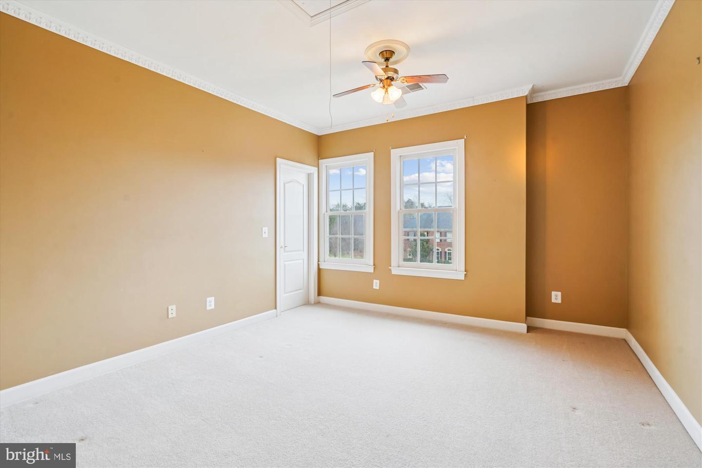 11046 HEATHLAND DR, OAKTON, Virginia 22124, 8 Bedrooms Bedrooms, ,7 BathroomsBathrooms,Residential,For sale,11046 HEATHLAND DR,VAFX2284890 MLS # VAFX2284890