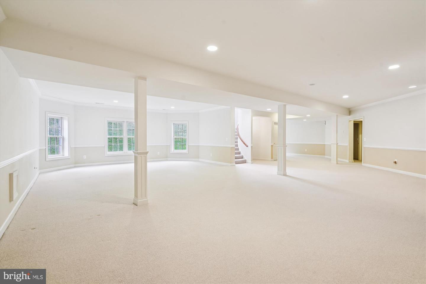 11046 HEATHLAND DR, OAKTON, Virginia 22124, 8 Bedrooms Bedrooms, ,7 BathroomsBathrooms,Residential,For sale,11046 HEATHLAND DR,VAFX2284890 MLS # VAFX2284890