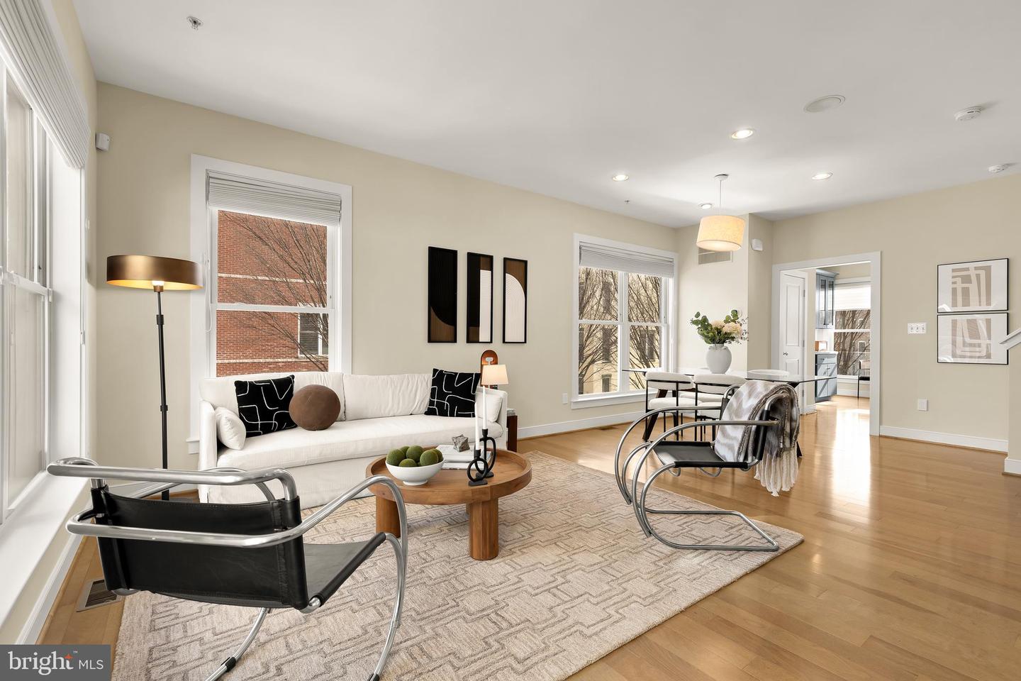 907 3RD PL SE, WASHINGTON, District Of Columbia 20003, 4 Bedrooms Bedrooms, ,4 BathroomsBathrooms,Residential,For sale,907 3RD PL SE,DCDC2242302 MLS # DCDC2242302