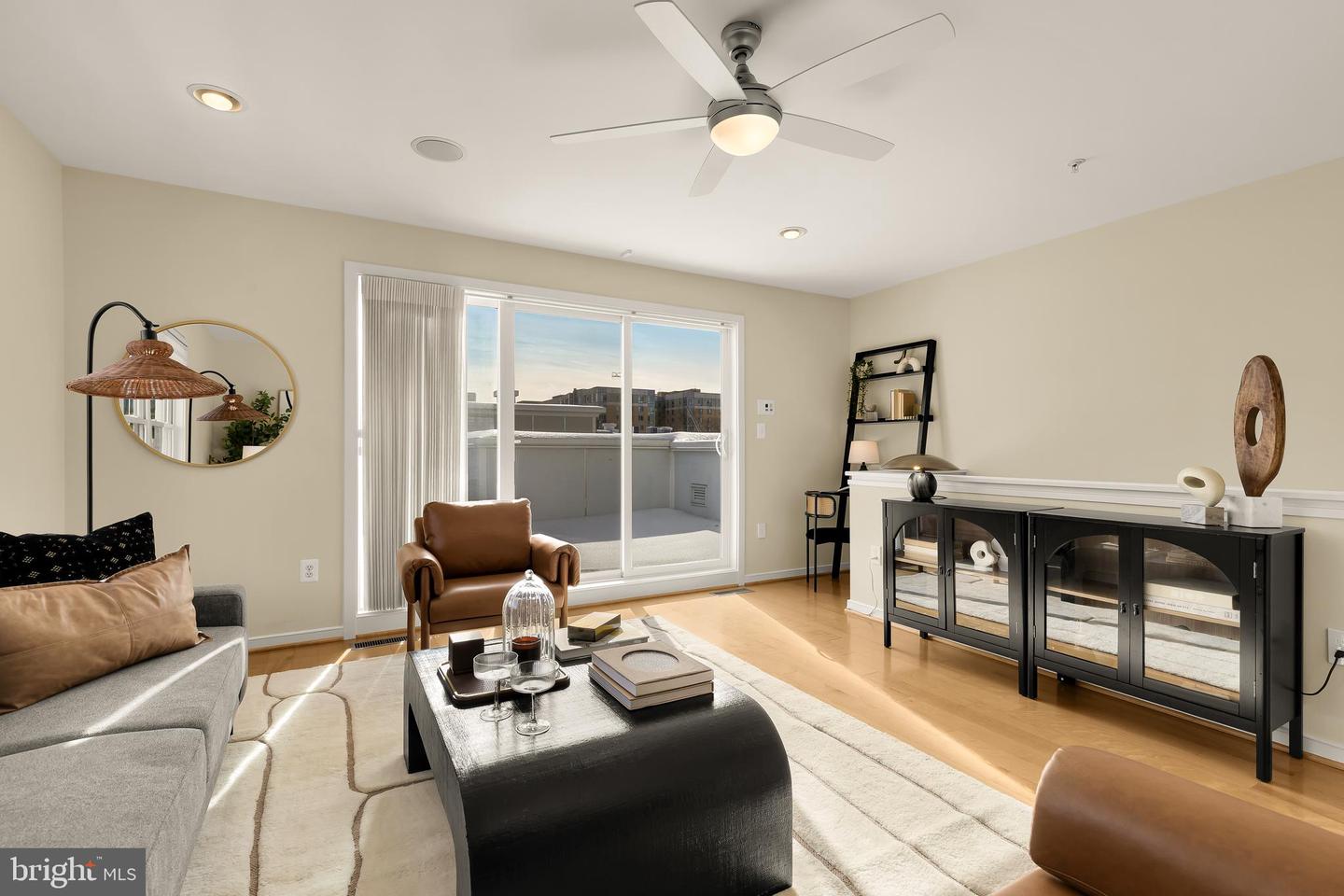 907 3RD PL SE, WASHINGTON, District Of Columbia 20003, 4 Bedrooms Bedrooms, ,4 BathroomsBathrooms,Residential,For sale,907 3RD PL SE,DCDC2242302 MLS # DCDC2242302 907 3RD PL SE, WASHINGTON, District Of Columbia 20003, 4 Bedrooms Bedrooms, ,4 BathroomsBathrooms,Residential,For sale,907 3RD PL SE,DCDC2242302 MLS # DCDC2242302