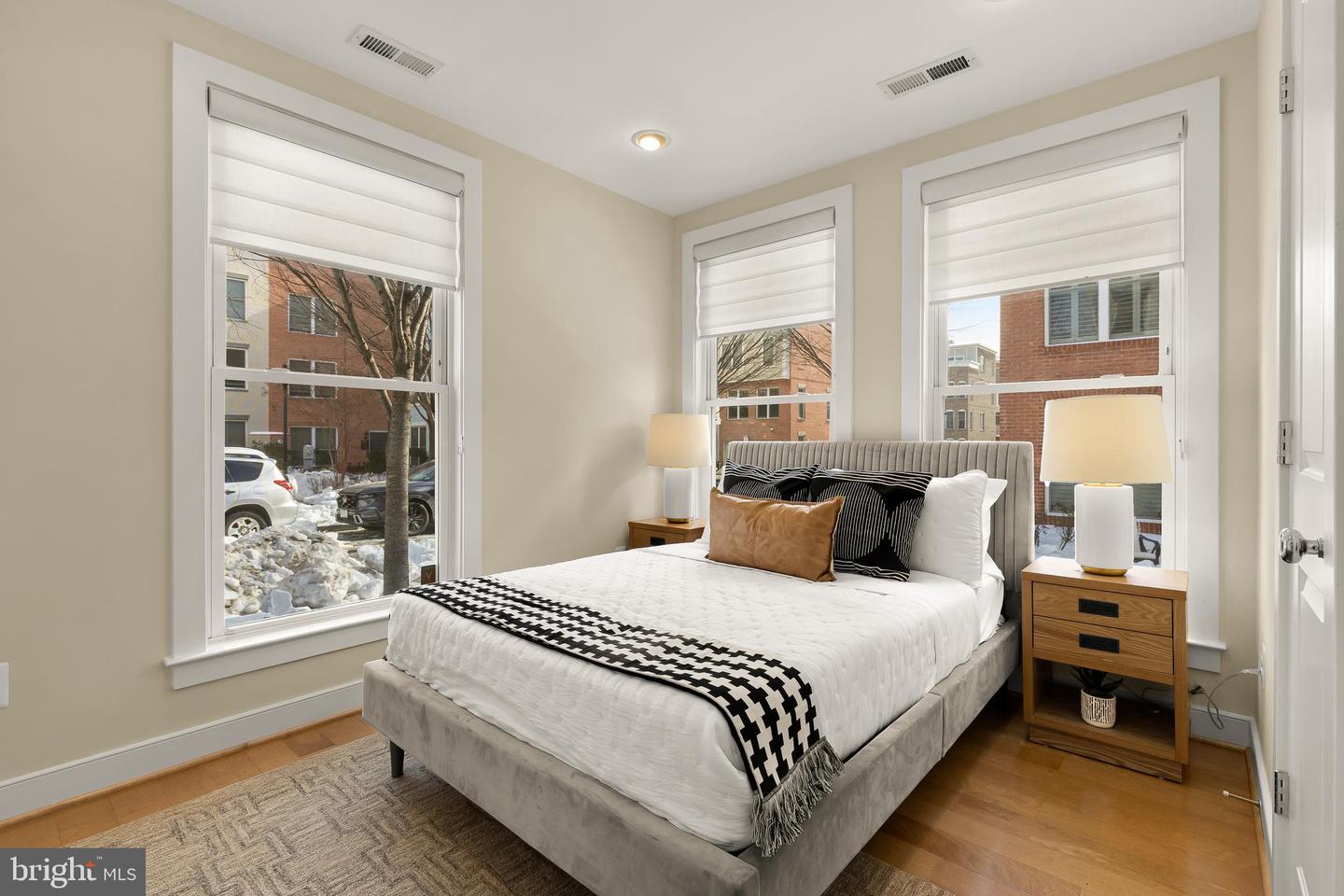 907 3RD PL SE, WASHINGTON, District Of Columbia 20003, 4 Bedrooms Bedrooms, ,4 BathroomsBathrooms,Residential,For sale,907 3RD PL SE,DCDC2242302 MLS # DCDC2242302 907 3RD PL SE, WASHINGTON, District Of Columbia 20003, 4 Bedrooms Bedrooms, ,4 BathroomsBathrooms,Residential,For sale,907 3RD PL SE,DCDC2242302 MLS # DCDC2242302