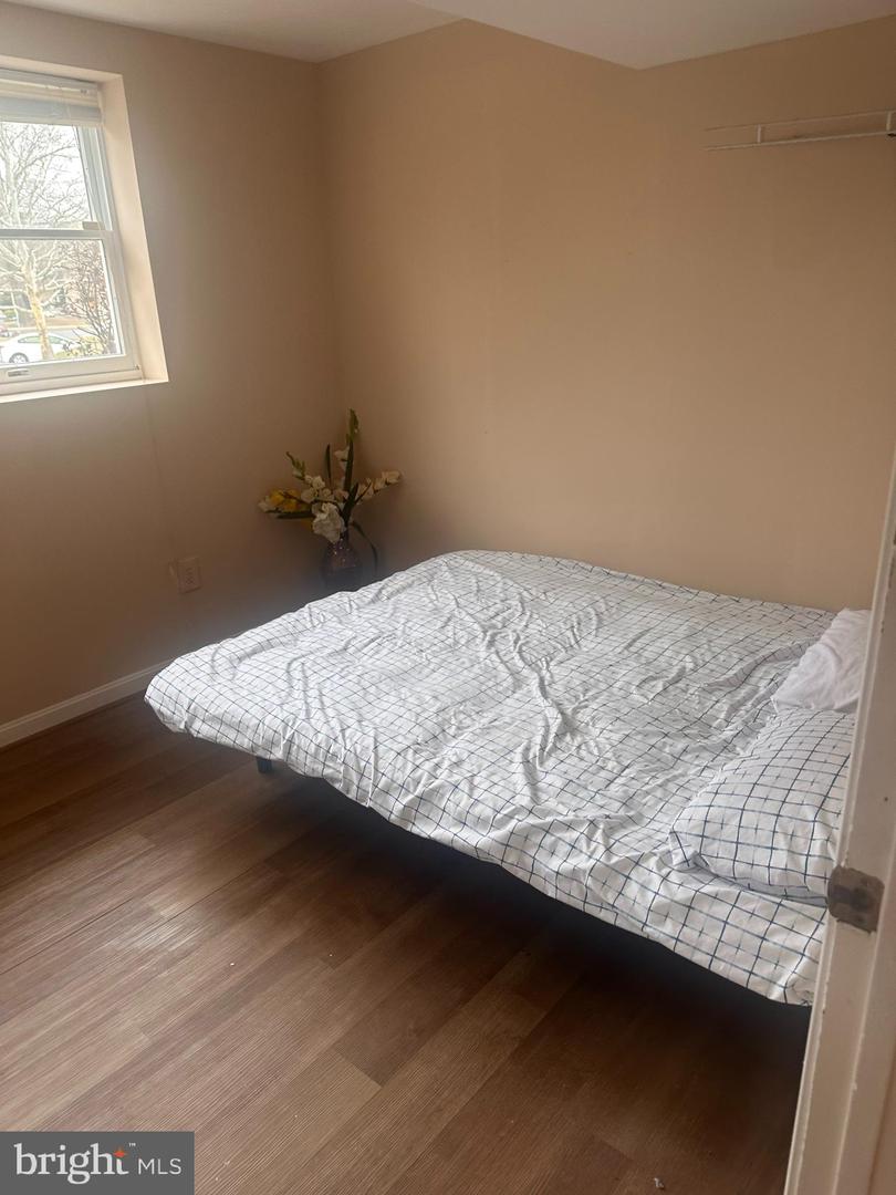 5936 SPRUCE RUN CT, CENTREVILLE, Virginia 20121, 4 Bedrooms Bedrooms, ,3 BathroomsBathrooms,Residential,For sale,5936 SPRUCE RUN CT,VAFX2286990 MLS # VAFX2286990