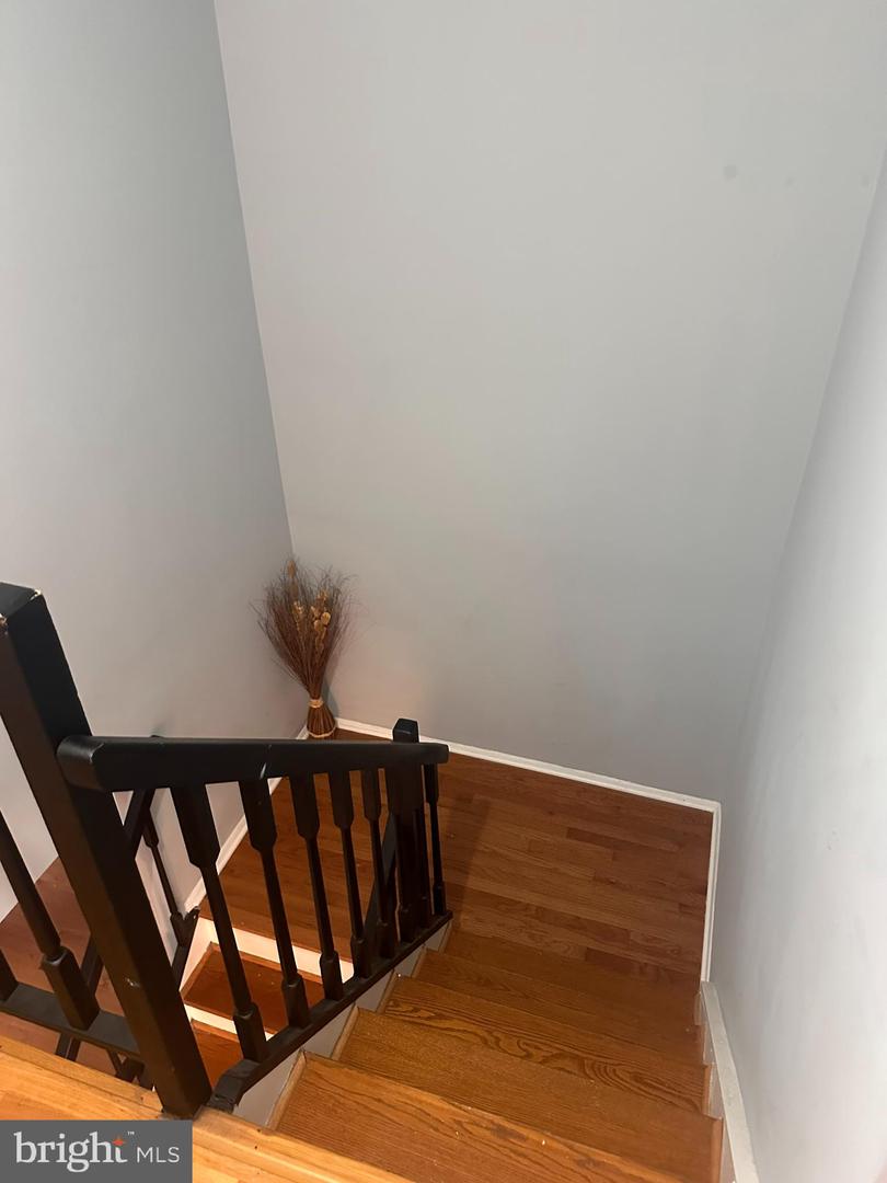 5936 SPRUCE RUN CT, CENTREVILLE, Virginia 20121, 4 Bedrooms Bedrooms, ,3 BathroomsBathrooms,Residential,For sale,5936 SPRUCE RUN CT,VAFX2286990 MLS # VAFX2286990