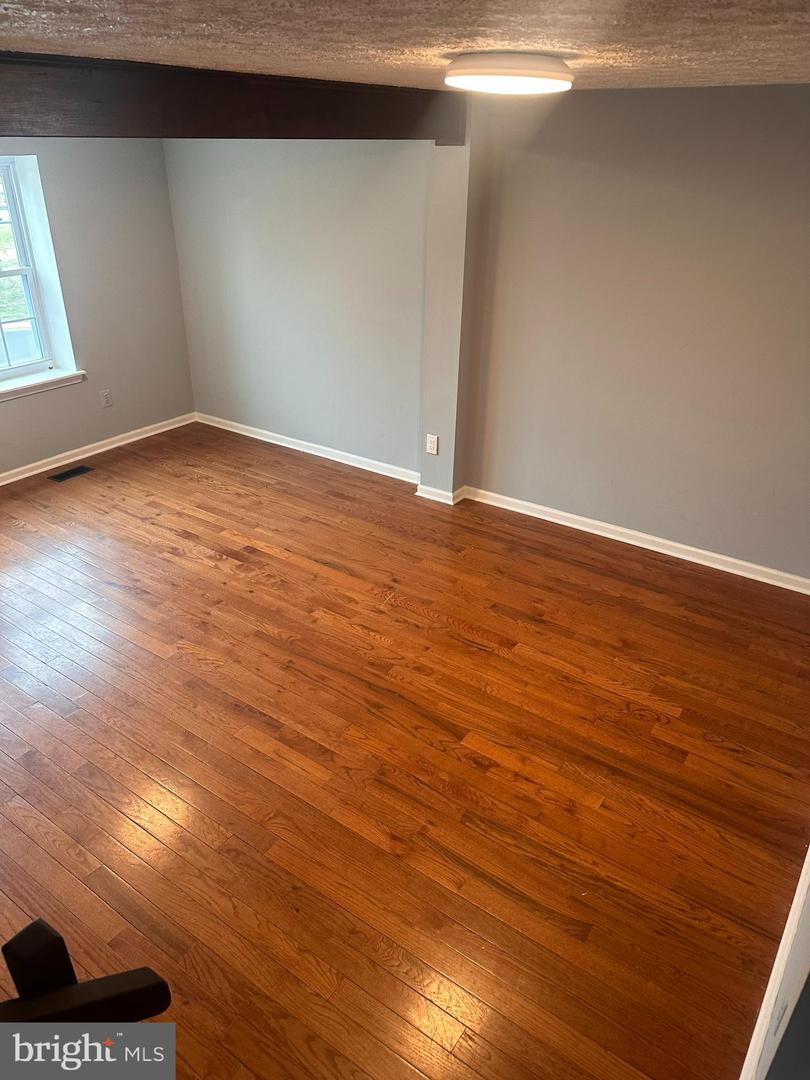 5936 SPRUCE RUN CT, CENTREVILLE, Virginia 20121, 4 Bedrooms Bedrooms, ,3 BathroomsBathrooms,Residential,For sale,5936 SPRUCE RUN CT,VAFX2286990 MLS # VAFX2286990